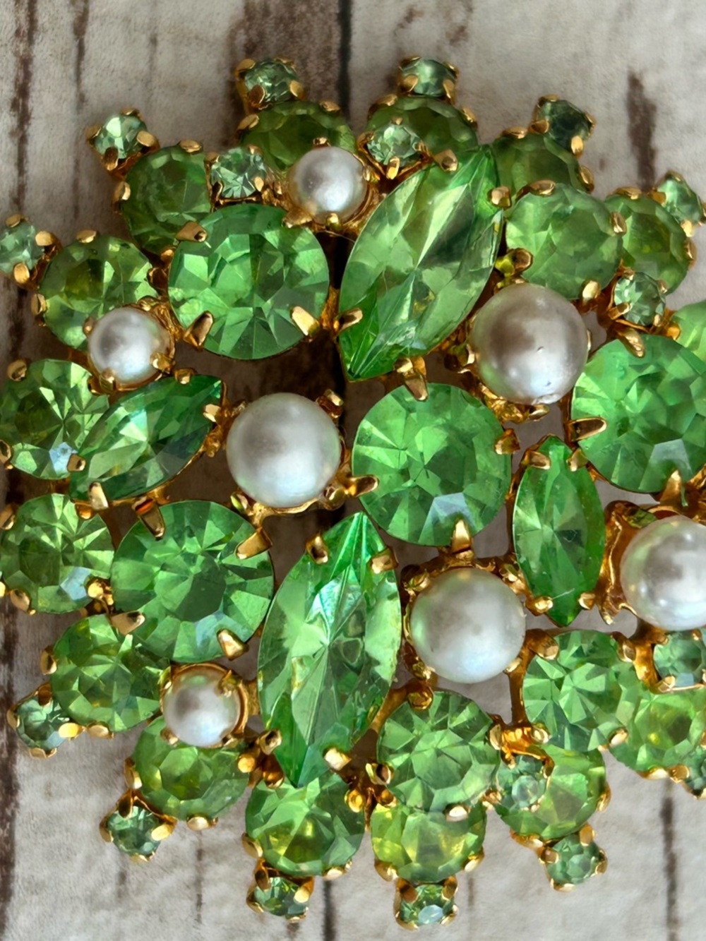 Gold-Tone Green Crystal and Pearl Cluster Brooch - Women Jewelry - Picture 2 of 6